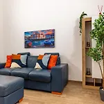 Modern Stone Apartment In The Heart Of Bari