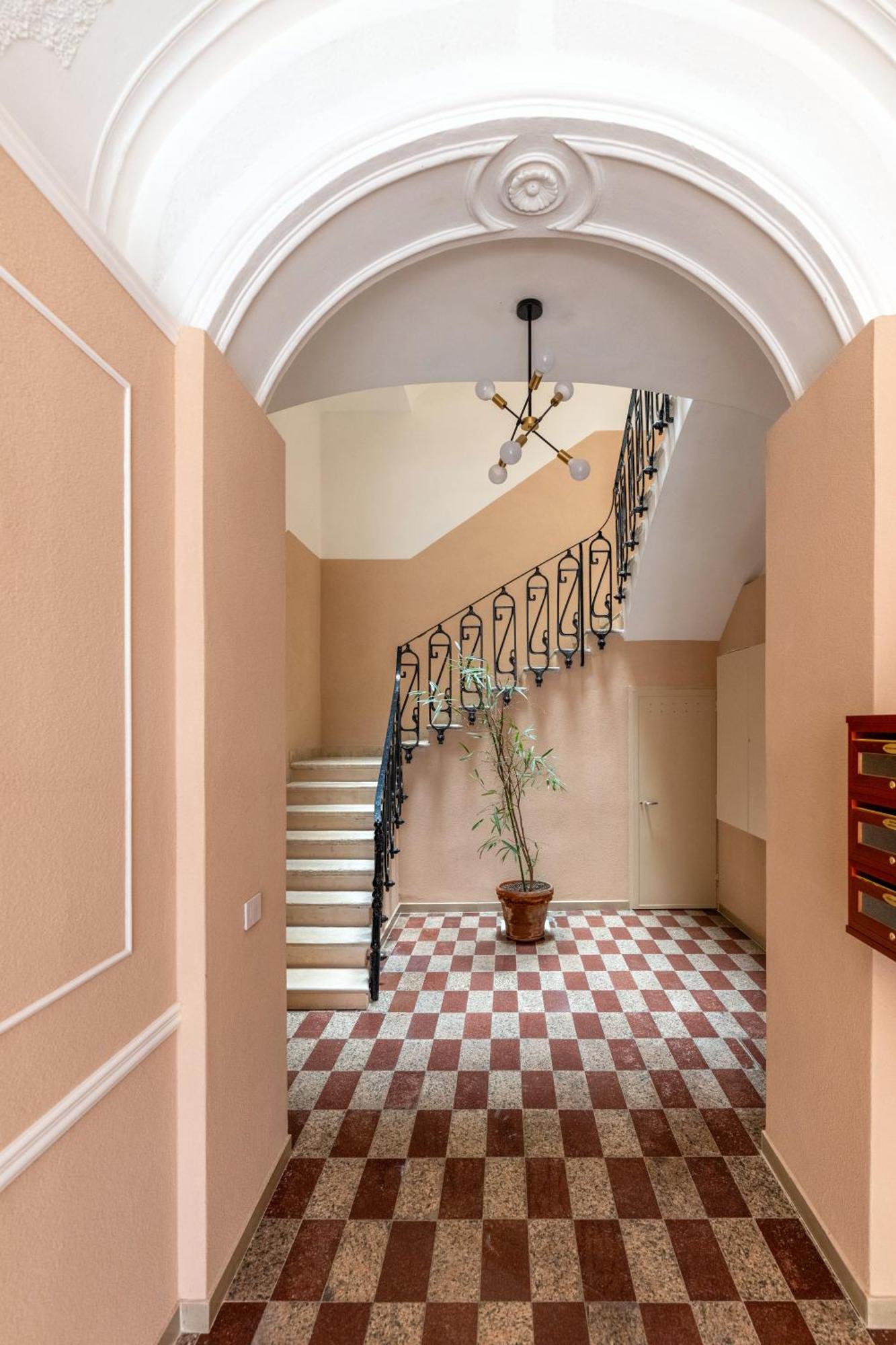 Modern Stone In The Heart Of Appartamento *